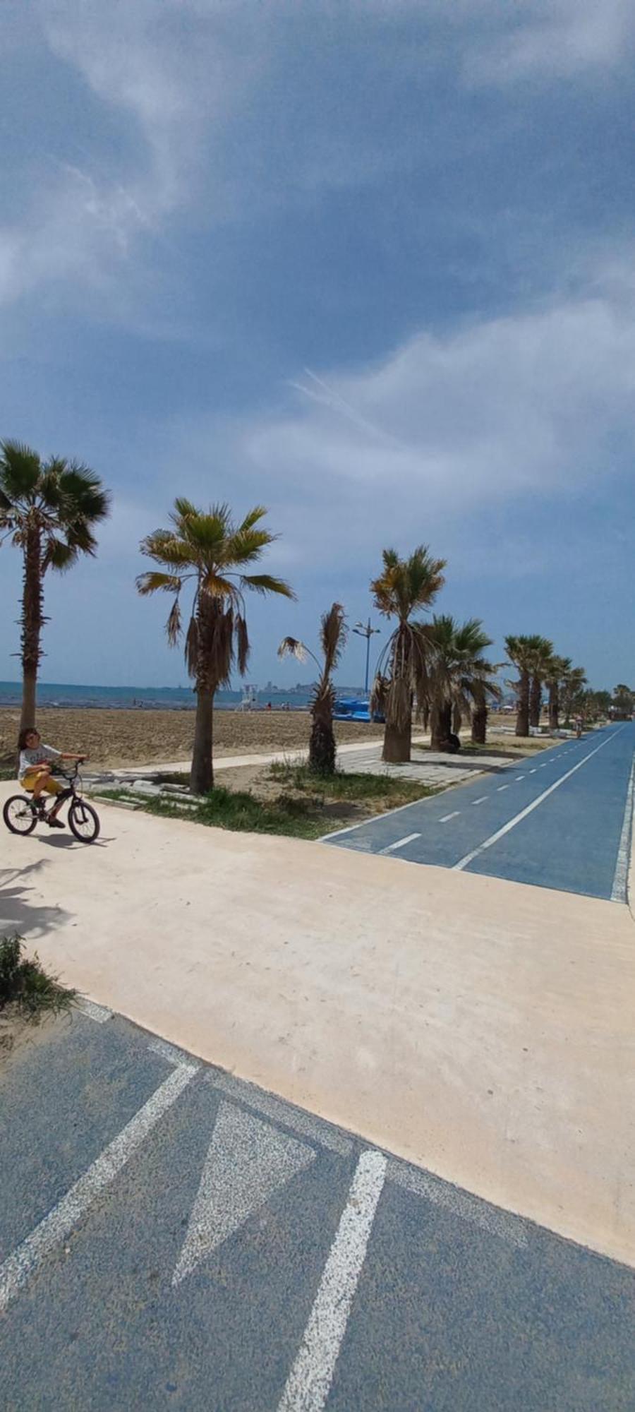 Seaside Apartment Best Дуррес Экстерьер фото